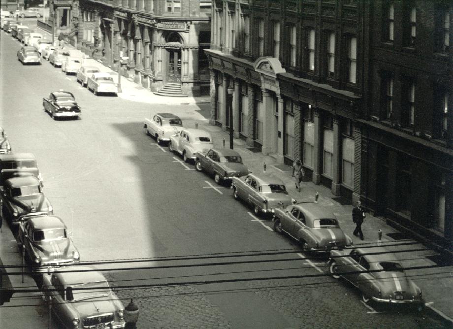 Toronto Street.jpg 112.1K